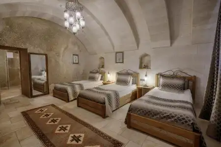 Hera Cave Suites - 33