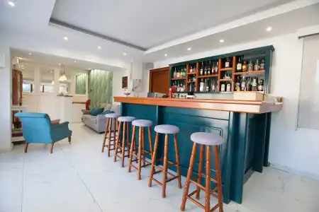 John & Mary's Studios - 18