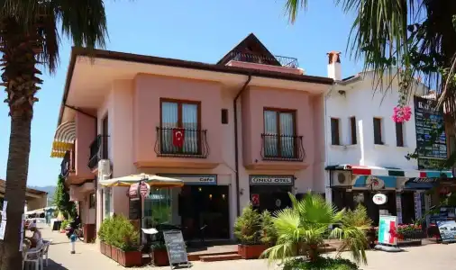 Ünlü Otel - 16