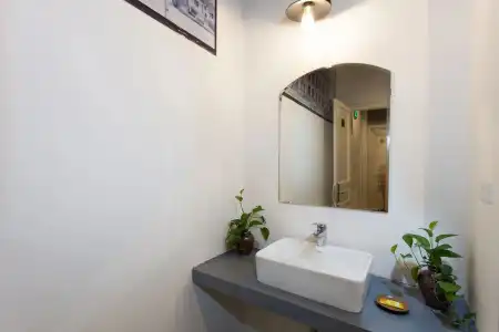 Luxury Backpackers - 5