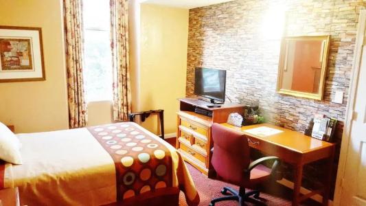 The Mt. Vernon Inn - 38