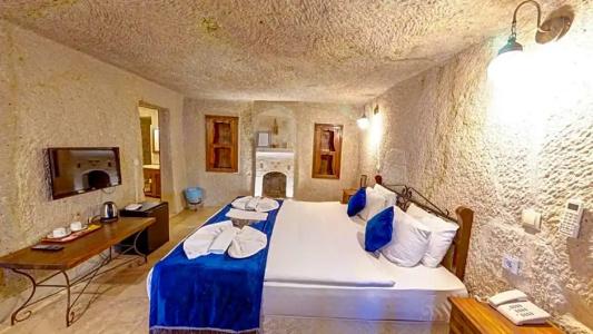 Elegance Cave Suites - 35