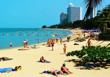Punyapha Place Pattaya Beach - 16