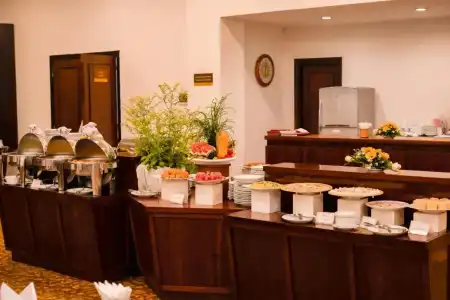 Century Riverside Hue - 30