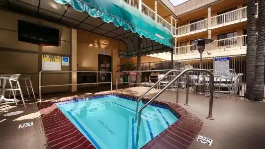 Best Western Airport Plaza – LAX Airport LA Stadium - 19