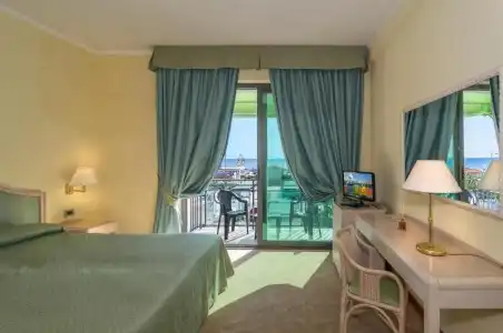 Siesta - 31