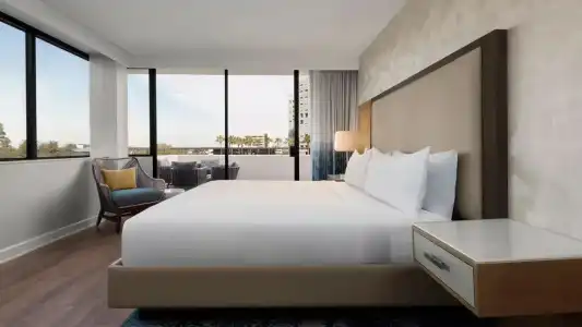 Renaissance Newport Beach - 129