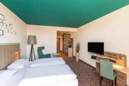 Park Inn by Radisson Neumarkt - 42