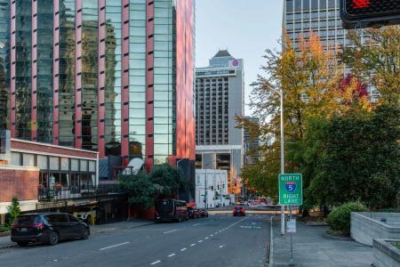 Coast Seattle Downtown by APA - 24