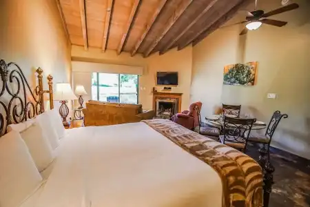 Outbound Sedona - 1