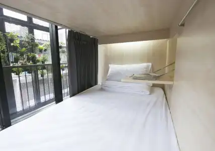 Lamurr Sukhumvit41 (Hostel) - 4