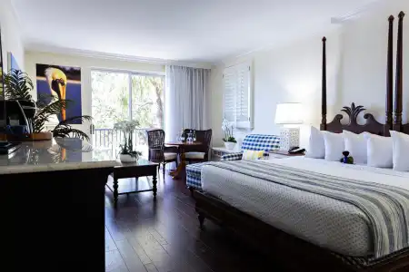 Inn at Pelican Bay - 26