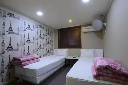 Top Motel - 44