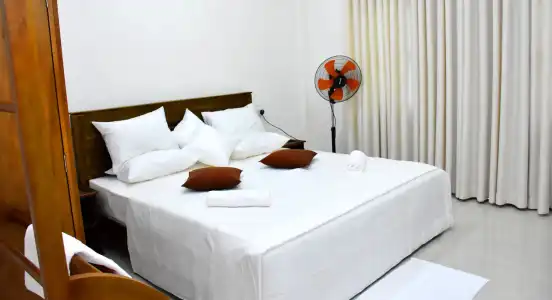 Nine Arch Holiday Resort - 4