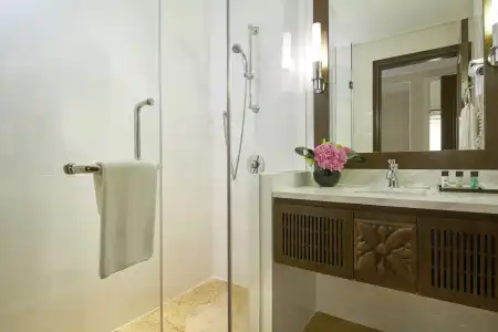 Rendezvous Singapore by Far East Hospitality - 7