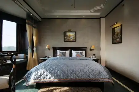Diplomat Residency - 29