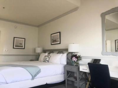 Blue Lantern Inn, A Four Sisters Inn - 1