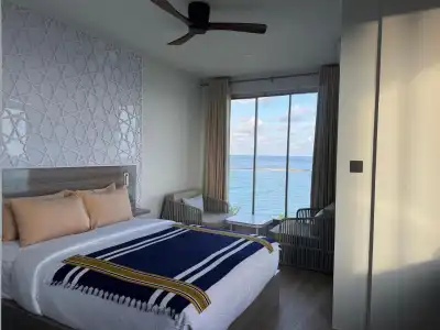 Avyanna Gulhi Beach - 2