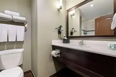Best Western Pacific Inn - 34