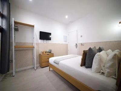 Dobo Azacanes Hostal - 16