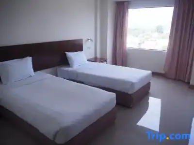 Sinkiat Thani - 23