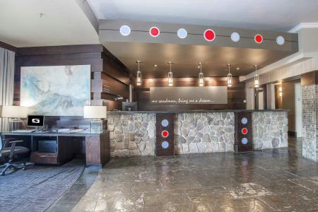 Sandman & Suites Kelowna - 30