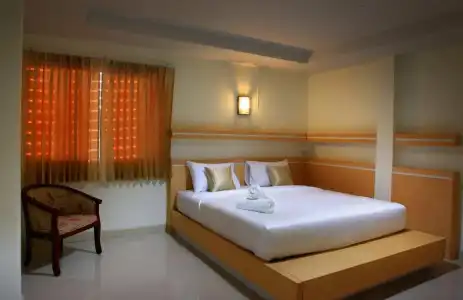 Baan Sanpoom - 28