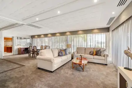The Peninsula Riverside Serviced Apartments - 165