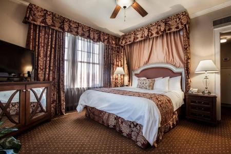 Warwick Melrose - 42