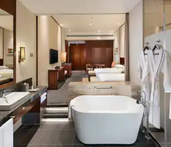 Hilton Sanya Yalong Bay Resort & Spa - 8