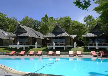 Sunset Park Resort and Spa by SWR - 11