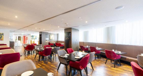 Plaza Premium Salzburg - 30