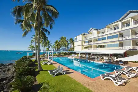 Coral Sea Resort - 16
