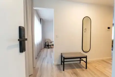 Hlemmur Suites - 3