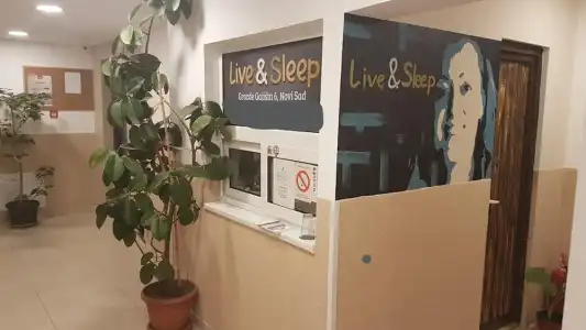 Live & Sleep - 14