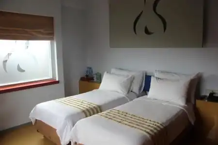 Sparks Life Jakarta, ARTOTEL Curated - 135