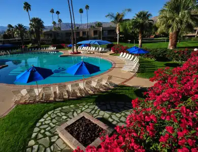 Shadow Mountain Resort - 7