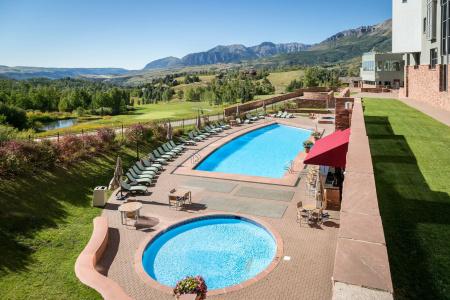 The Peaks Resort and Spa - 17