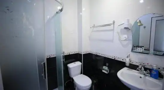 Jermuk Ani - 7