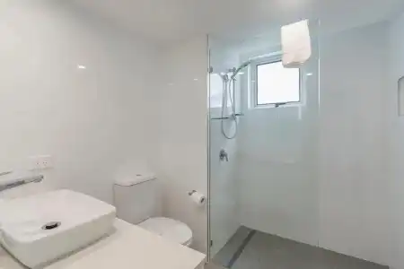 Burleigh Mediterranean Resort Enquiries - 210