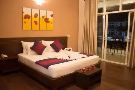 The Suite 262 - 72