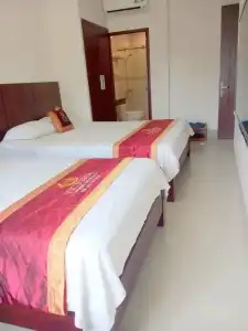 Ngoc Chau - 10