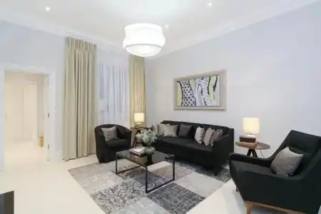 Queensgate Court - 127