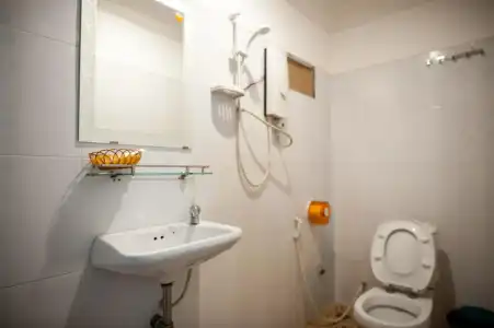 RS II Guesthouse - 8