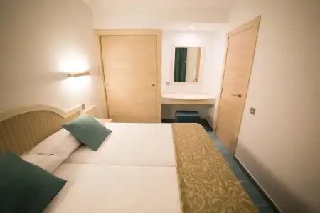 Apartamentos Cabau Cala Dor - 2