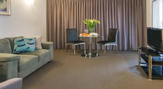 The Peninsula Riverside Serviced Apartments - 90