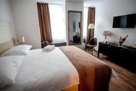 Regal Residence - 22