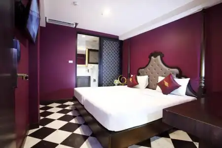 Violet Tower at Khaosan Palace - 46