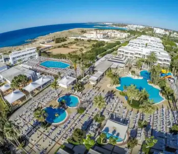 Sunwing Resort & Spa Sandy Bay - 2