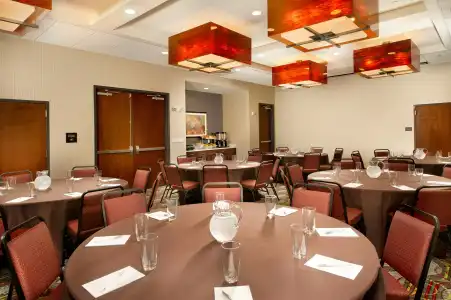 Hampton Inn & Suites Chattanooga/Hamilton Place - 39